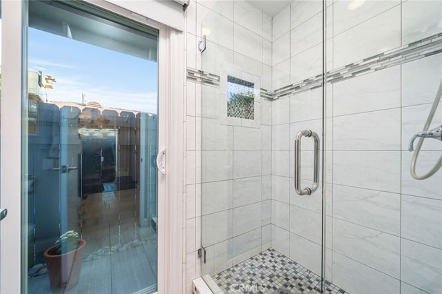 2128 N Villa Maria Road, Claremont, CA 91711