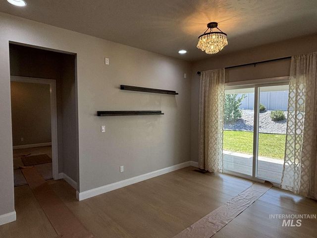 5773 W Riva Capri St, Meridian, ID 83646