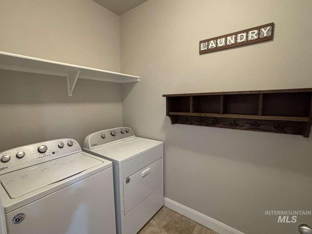 5773 W Riva Capri St, Meridian, ID 83646