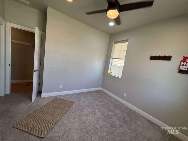 5773 W Riva Capri St, Meridian, ID 83646