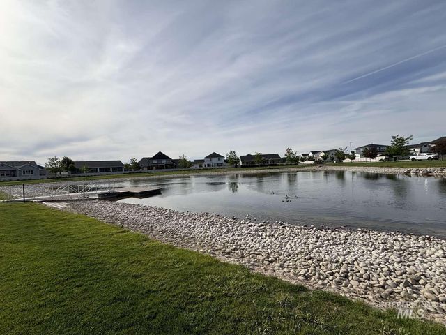 5773 W Riva Capri St, Meridian, ID 83646