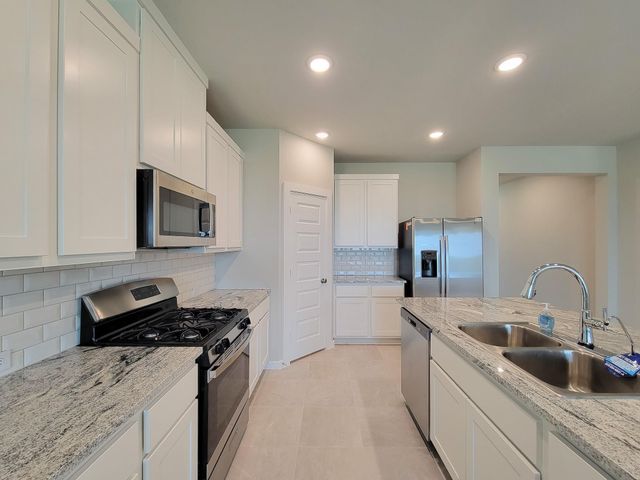 2905 Terrace Grove Drive, Conroe, TX 77304