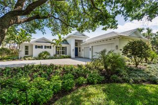 238 Oak Hammock Circle SW, Vero Beach, FL 32962