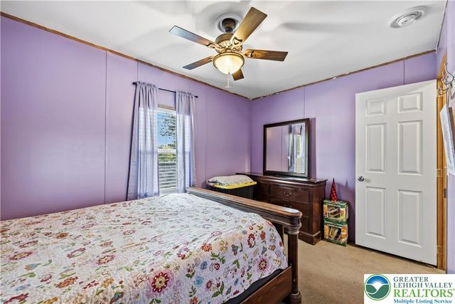 65 Easy Street, Allen Twp, PA 18067