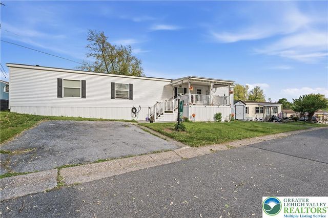 65 Easy Street, Allen Twp, PA 18067