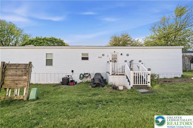 65 Easy Street, Allen Twp, PA 18067