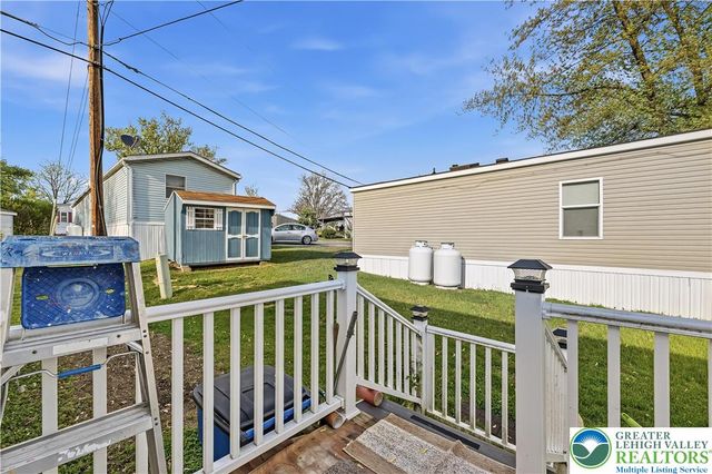 65 Easy Street, Allen Twp, PA 18067