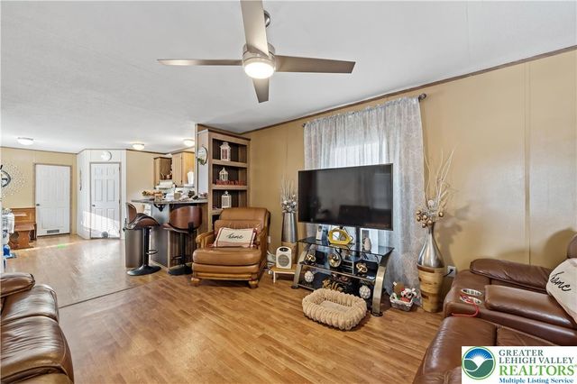 65 Easy Street, Allen Twp, PA 18067