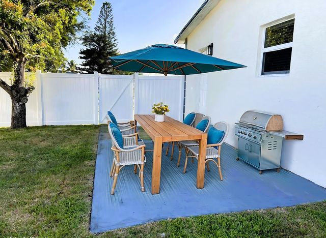 1335 Lee Street, Delray Beach, FL 33444