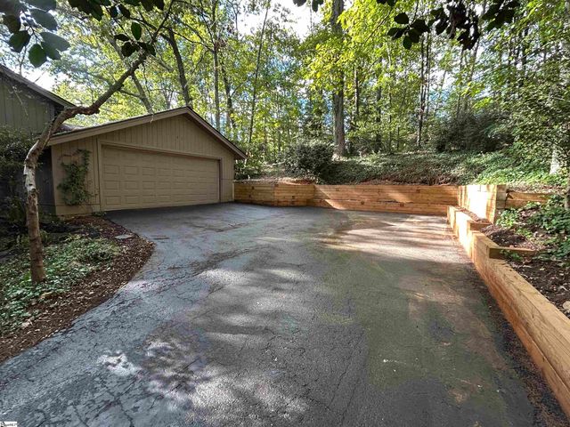 434 Henderson Road, Greenville, SC 29607