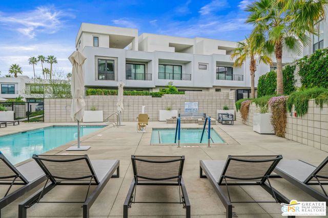 234 Mayfair Way, Palm Springs, CA 92264