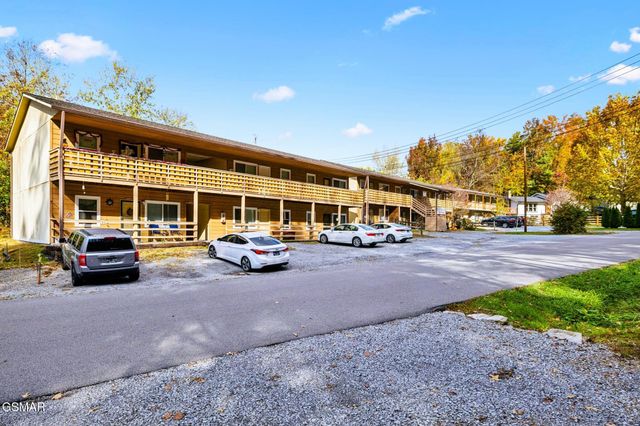 202 Spring Valley Road, Pigeon Forge, TN 37863
