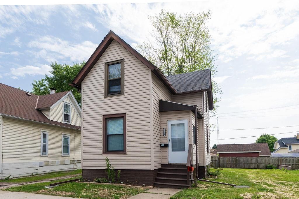 1115 Lewis STREET, Racine, WI 53404