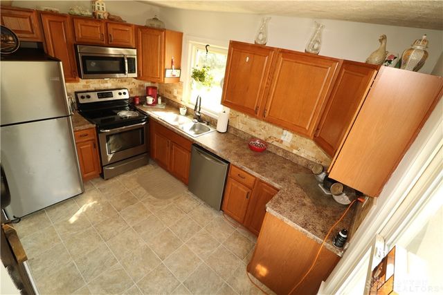 1949 E Bataan Drive, Kettering, OH 45420