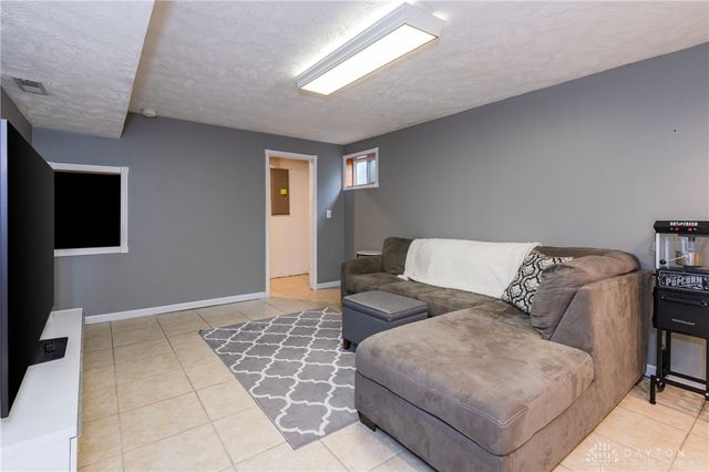 1348 Berkshire Drive, Xenia, OH 45385