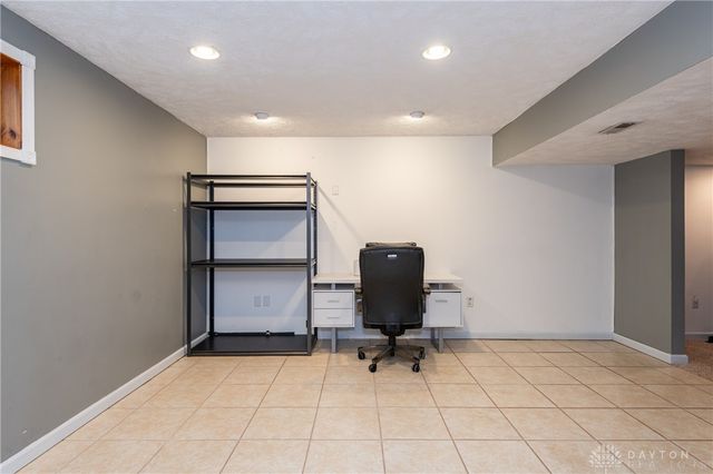 1348 Berkshire Drive, Xenia, OH 45385