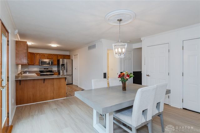 1348 Berkshire Drive, Xenia, OH 45385