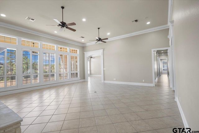 1609 Holcomb Cir, Tyler, TX 75703