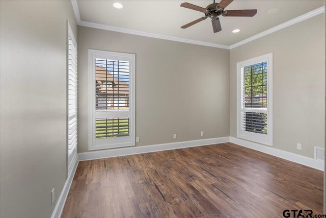 1609 Holcomb Cir, Tyler, TX 75703