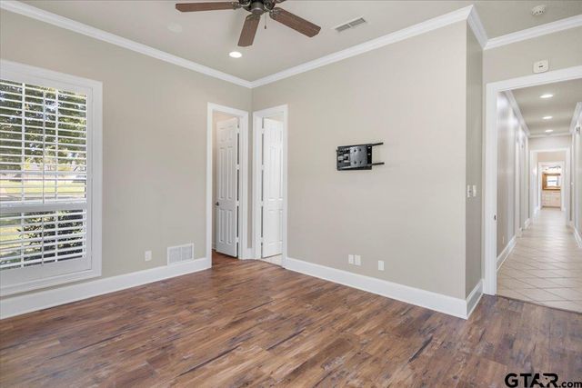 1609 Holcomb Cir, Tyler, TX 75703