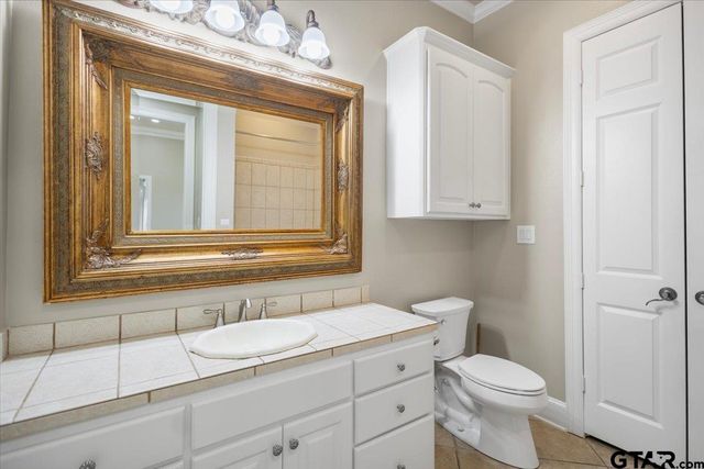 1609 Holcomb Cir, Tyler, TX 75703