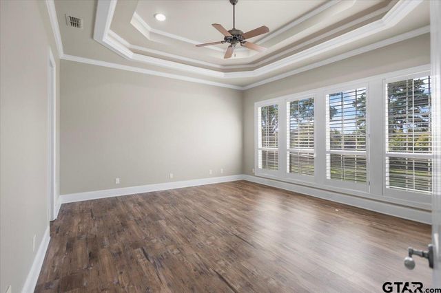 1609 Holcomb Cir, Tyler, TX 75703