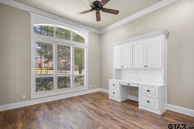 1609 Holcomb Cir, Tyler, TX 75703