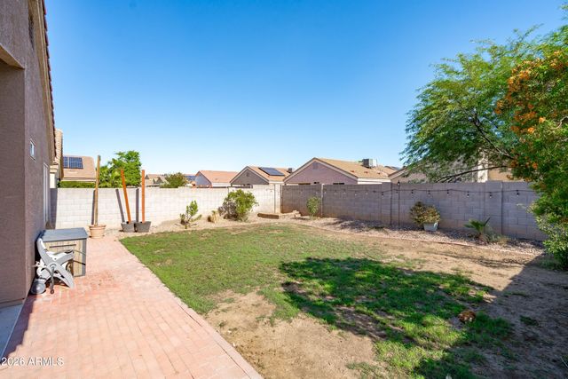 12737 W REDFIELD Road, El Mirage, AZ 85335