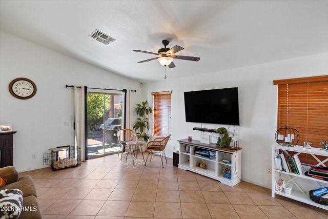 12737 W REDFIELD Road, El Mirage, AZ 85335