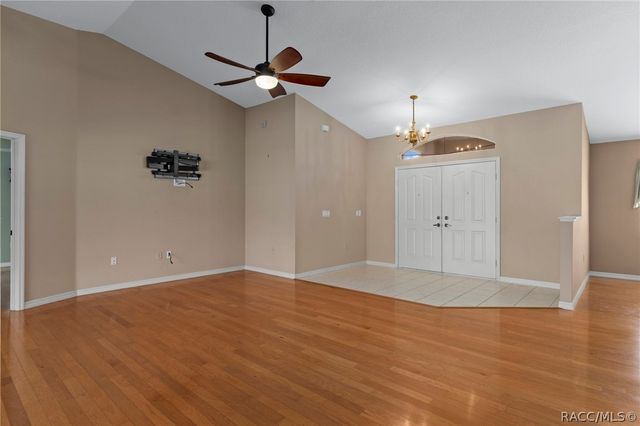 1231 E Whirl Away Circle, Inverness, FL 34453