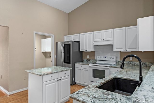 1231 E Whirl Away Circle, Inverness, FL 34453