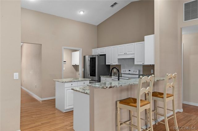 1231 E Whirl Away Circle, Inverness, FL 34453