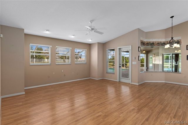 1231 E Whirl Away Circle, Inverness, FL 34453