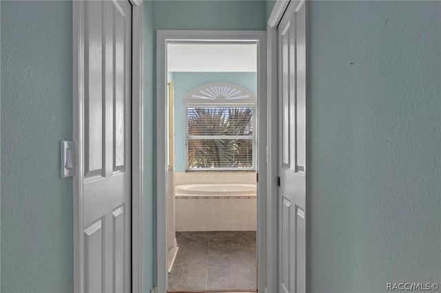 1231 E Whirl Away Circle, Inverness, FL 34453