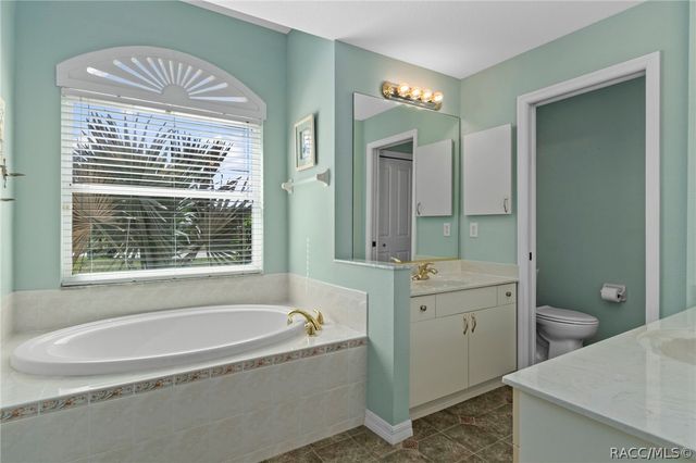 1231 E Whirl Away Circle, Inverness, FL 34453