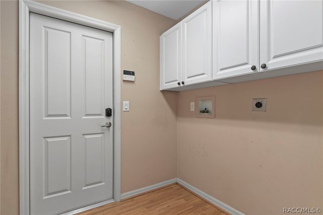 1231 E Whirl Away Circle, Inverness, FL 34453