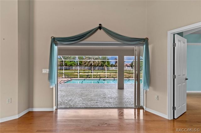 1231 E Whirl Away Circle, Inverness, FL 34453