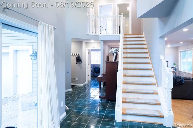 320 Charlevoix Street, Commerce Twp, MI 48382