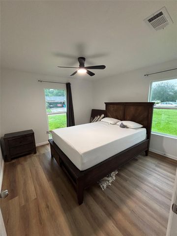 5718 Ricky Street, Houston, TX 77033