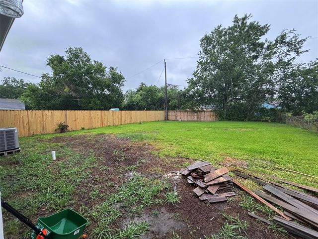 5718 Ricky Street, Houston, TX 77033
