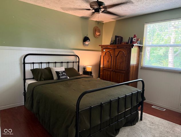 5511 Lunsford Drive, Indianapolis, IN 46237