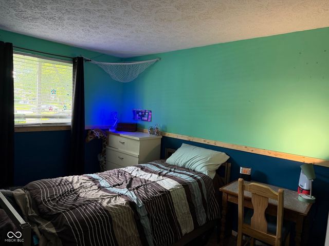5511 Lunsford Drive, Indianapolis, IN 46237