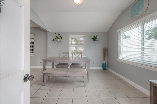 5937 13TH AVENUE N, St Petersburg, FL 33710