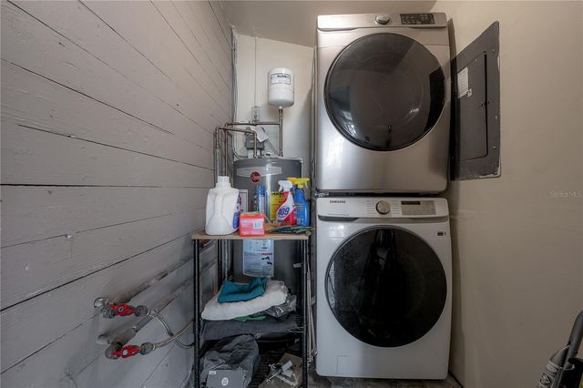 5937 13TH AVENUE N, St Petersburg, FL 33710