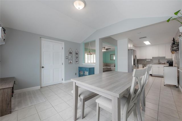 5937 13TH AVENUE N, St Petersburg, FL 33710