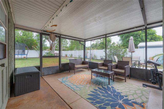 5937 13TH AVENUE N, St Petersburg, FL 33710