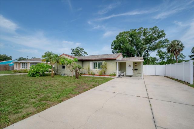 5937 13TH AVENUE N, St Petersburg, FL 33710