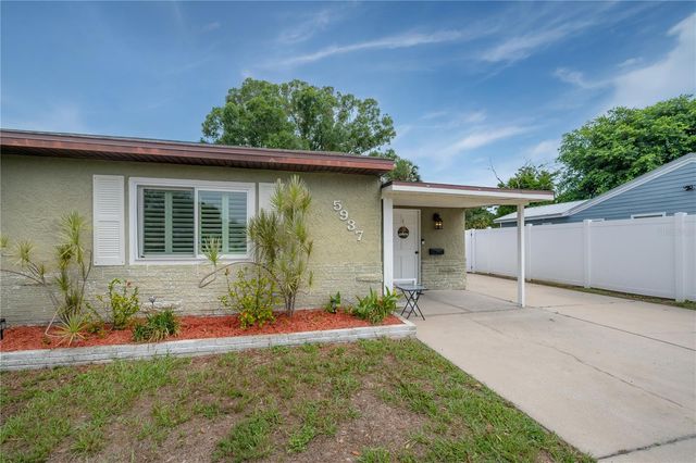 5937 13TH AVENUE N, St Petersburg, FL 33710