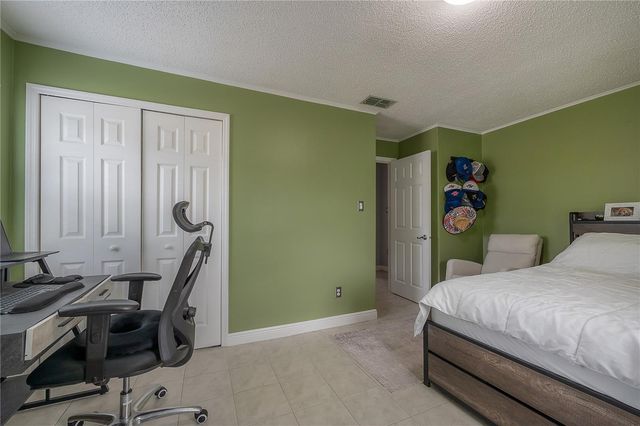 5937 13TH AVENUE N, St Petersburg, FL 33710