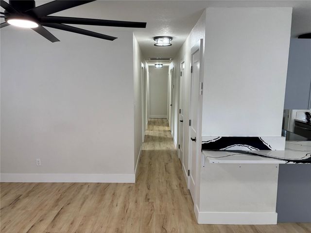 8 KINGS CIRCLE, Brooksville, FL 34601